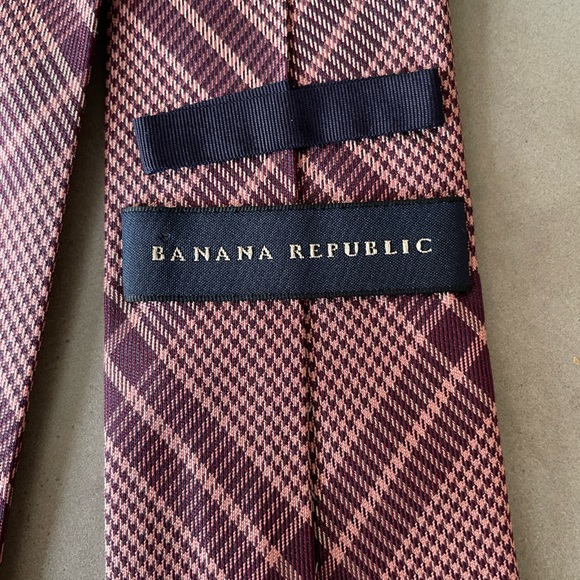 Banana Republic Tie (2.75in width) - Picture 3 of 5